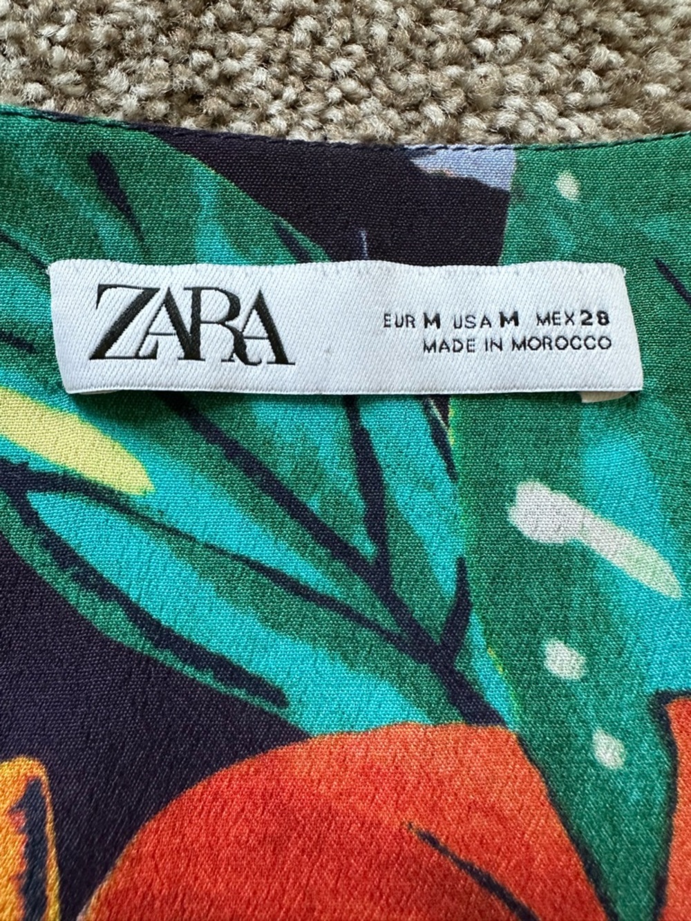 Zara Tropical Floral Wrap Mini Dress Pockets Size M (Fits Like XS) - Picture 13 of 14
